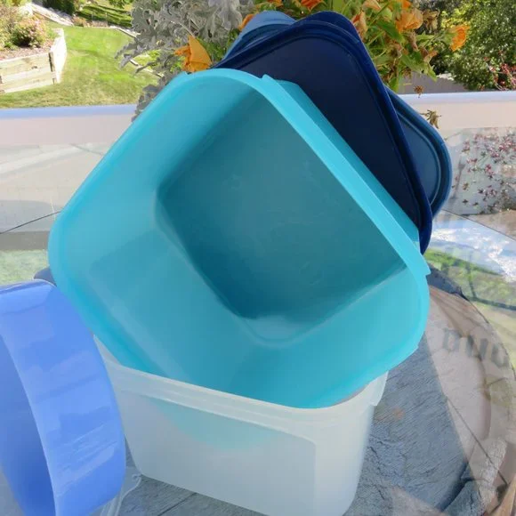 Tupperware Food Storage - Picture 2 of 7
